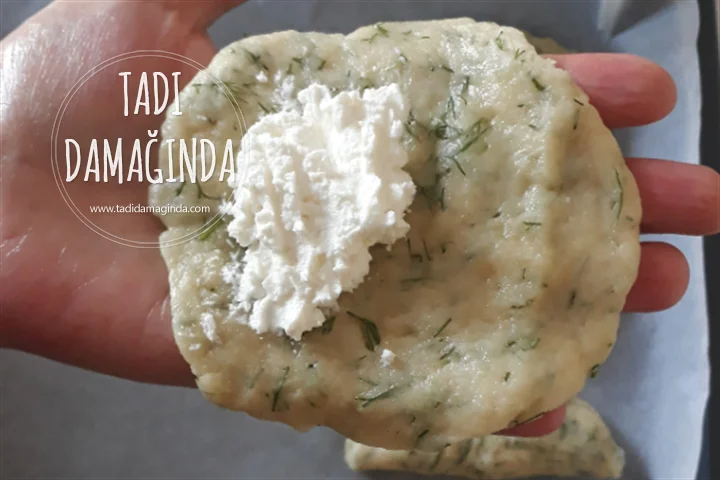 Dereotlu Peynirli Poğaça