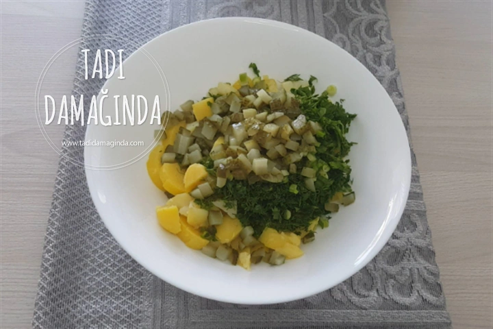 Hardallı Patates Salatası