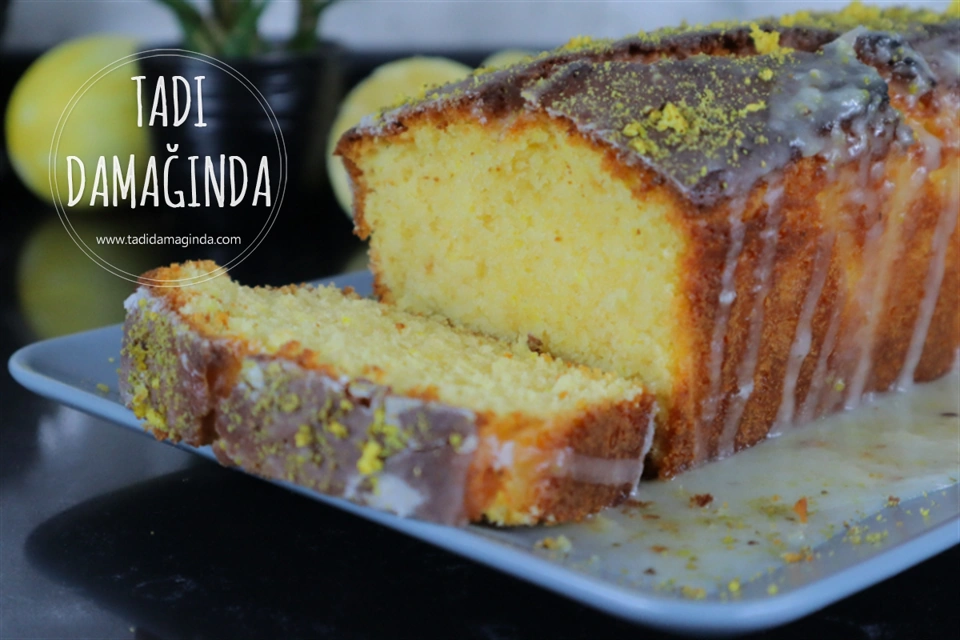 Glazürlü Tereyağlı Limonlu Kek
