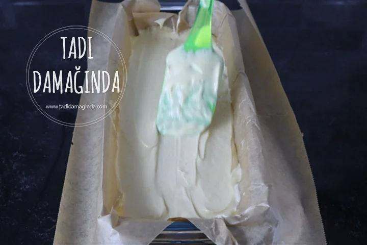 Glazürlü Tereyağlı Limonlu Kek