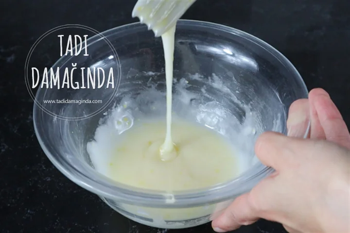 Glazürlü Tereyağlı Limonlu Kek