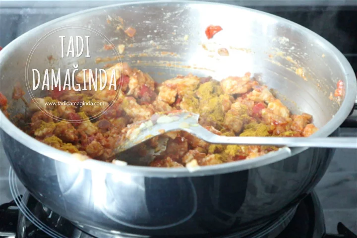 Hindistan Cevizi Sütlü Limonlu Enfes Tavuk Sote