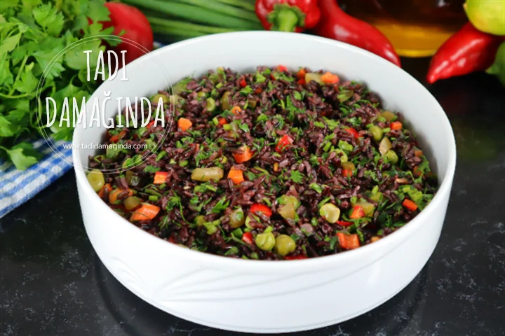 Siyah Pirinç Salatası