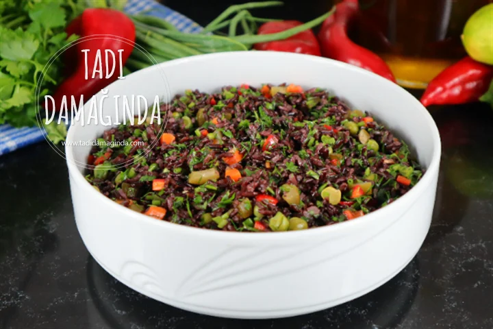 Siyah Pirinç Salatası