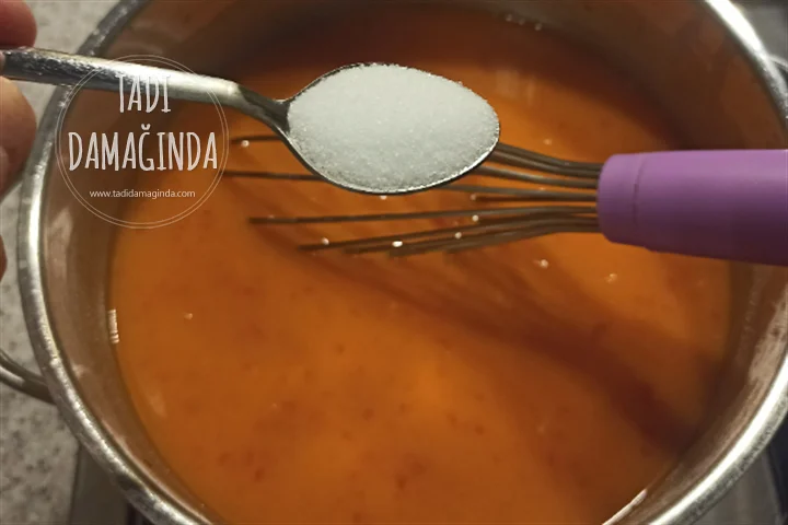 Sütlü Domates Çorbası