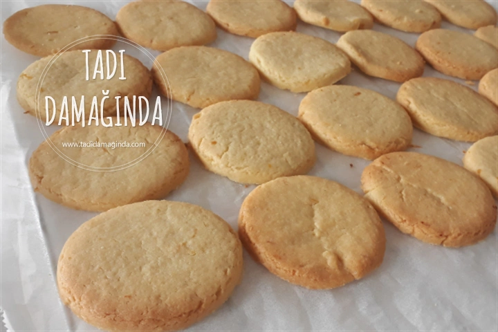 Bisküvi Tadında Limonlu Kurabiye