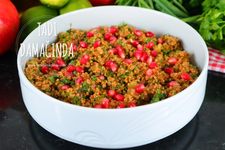 Glütensiz Kinoa Kısırı