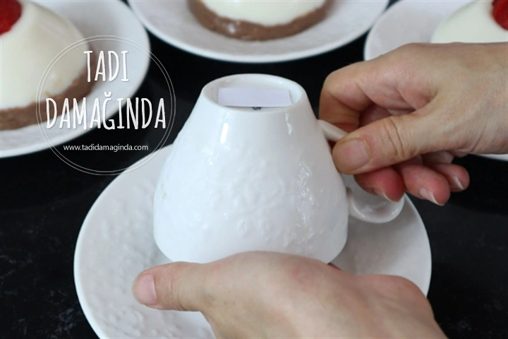 2 Renkli Fincan Tatlısı