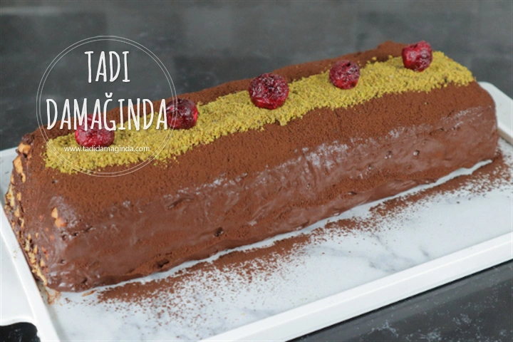 3 Malzemeli Gofret Görünümlü Bisküvi Pastası