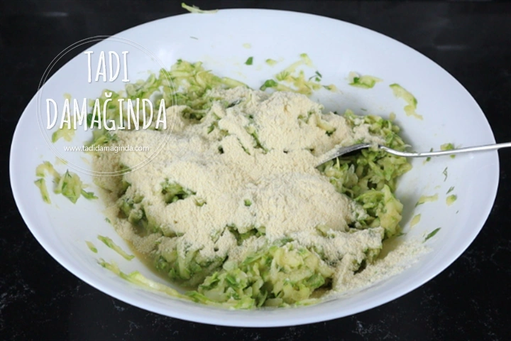 Glütensiz Mısır Unlu Kabak Mücver