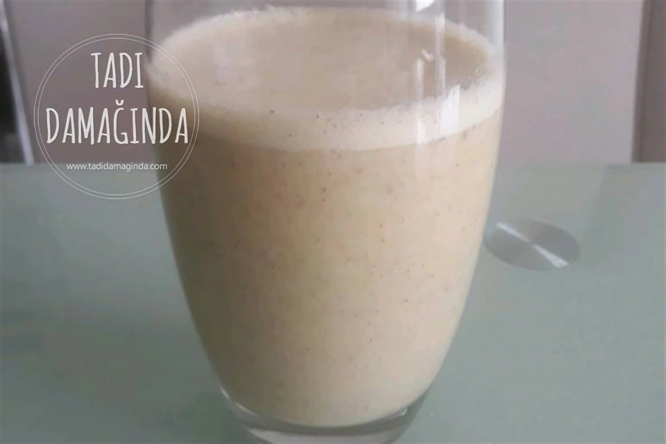 Metabolizma Hızlandıran ve Bağışıklık Güçlendiren Muzlu İçecek