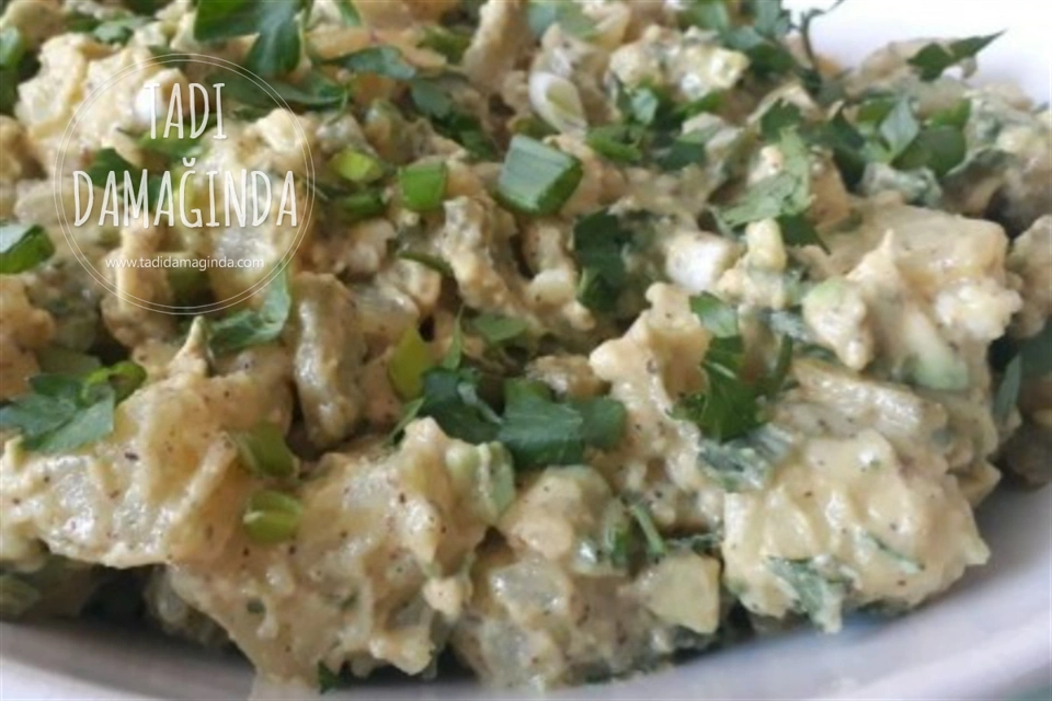 Avokadolu ve Hardallı Patates Salatası