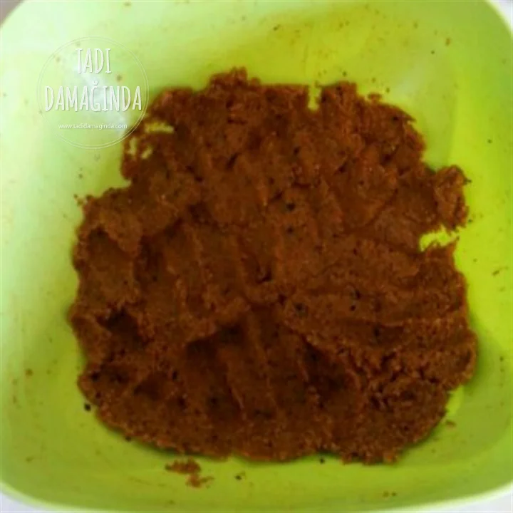 Etsiz Pratik Çiğ Köfte