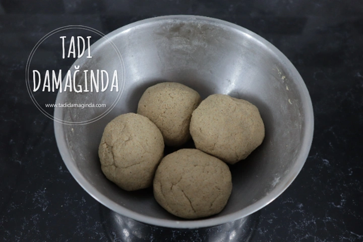 Sorgum Unlu Sandviç Ekmekleri (Glütensiz Vegan)