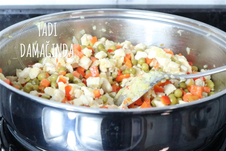 Sebzeli Körili Tavuklu Pilav