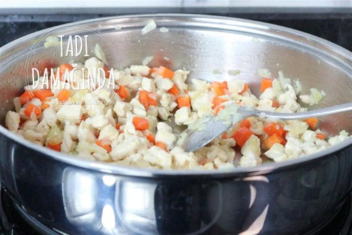 Sebzeli Körili Tavuklu Pilav