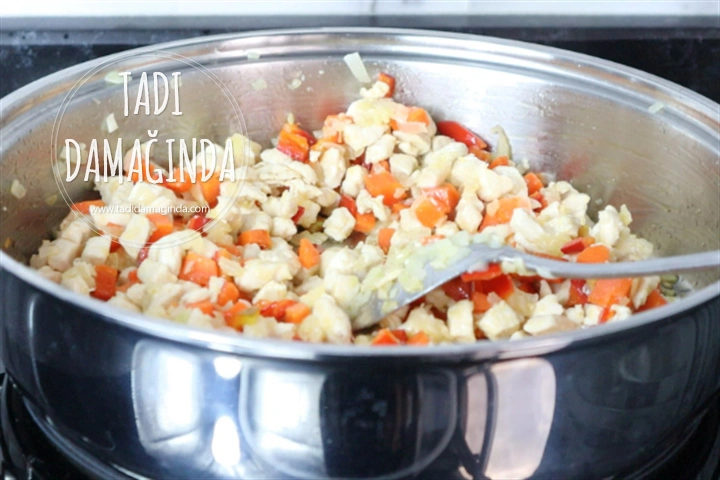 Sebzeli Körili Tavuklu Pilav