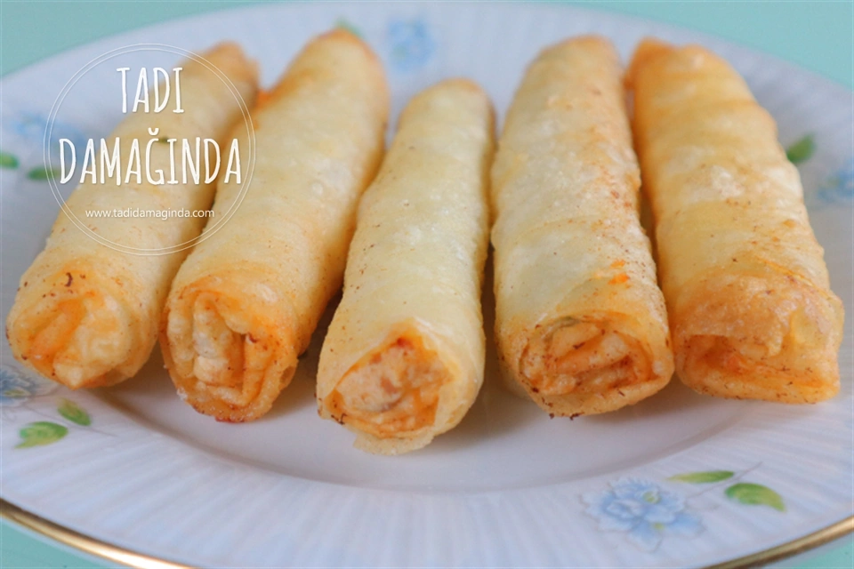 Peynirli Kalem Börek