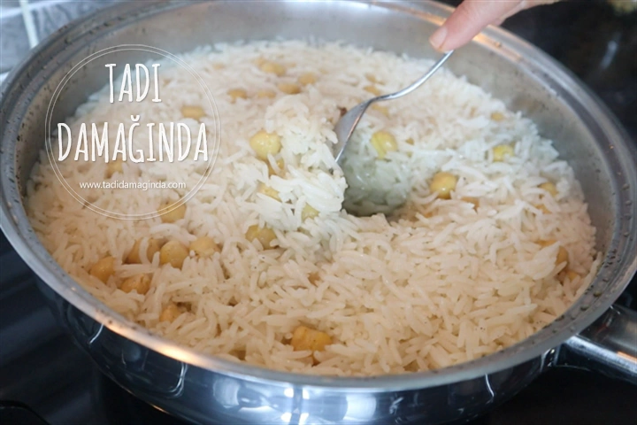 Nohutlu Tavuklu Pilav