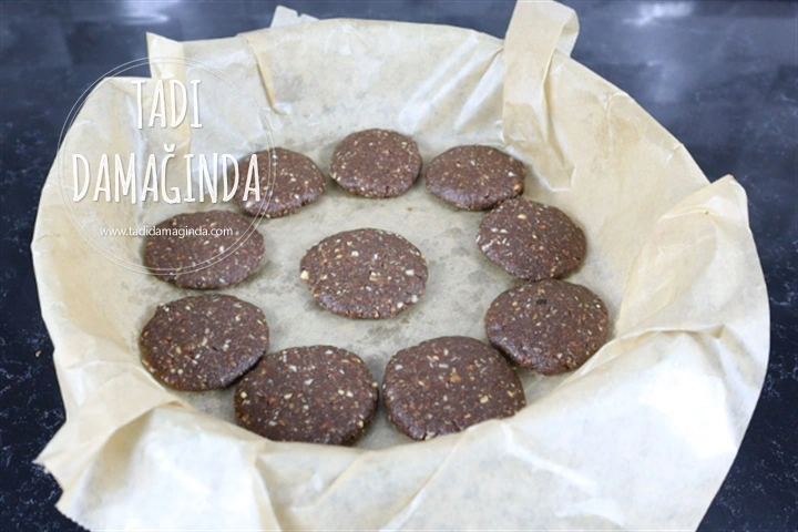 Fındık Ezmeli Bademli Nefis Kurabiye (Glütensiz Rafine Şekersiz Vegan)