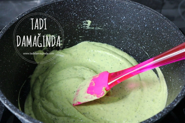 Fesleğenli Avokadolu Ekşili Kremalı Makarna