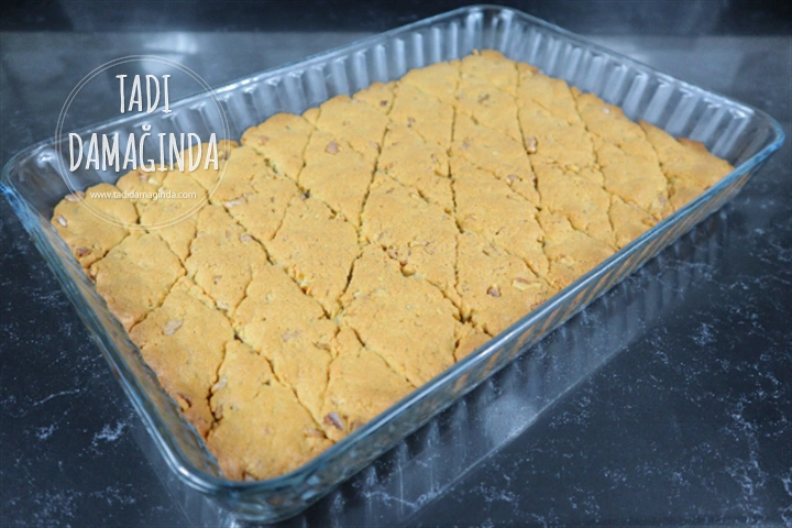 Cevizli Şerbetli Tatlı (Yumurtasız Nişastasız)