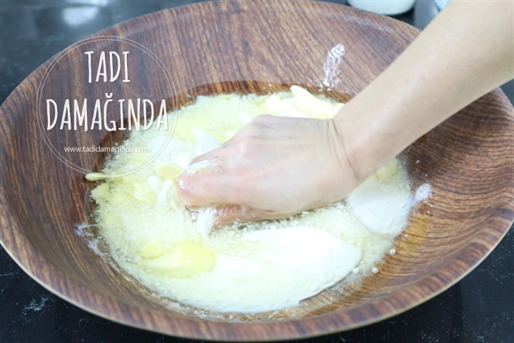 Cevizli Şerbetli Tatlı (Yumurtasız Nişastasız)