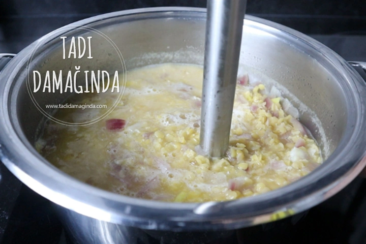 Bitkisel Sütlü Unsuz Mercimek Çorbası