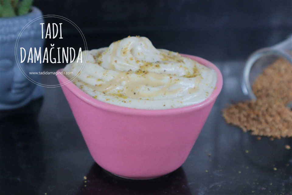 2 Malzemeli Tahinli Muz Dondurması