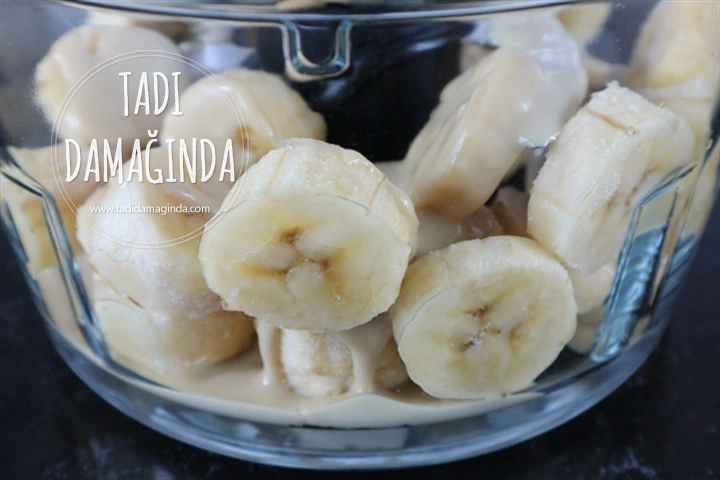 2 Malzemeli Tahinli Muz Dondurması