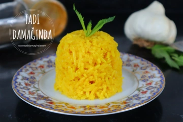 Sarımsaklı Zerdeçallı Pilav
