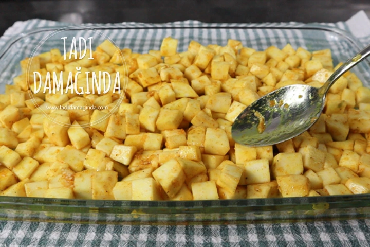 Patates Kızartması Tadında Fırında Kereviz