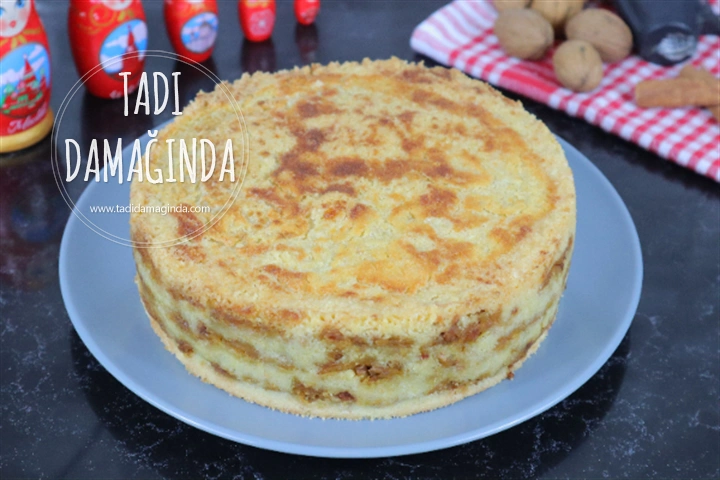 Hamursuz İrmikli Elmalı Pasta