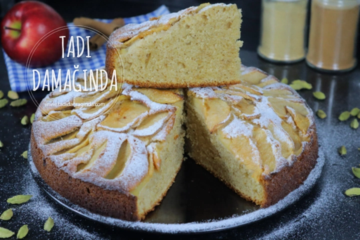 Kakuleli Tarçınlı Elmalı Kek