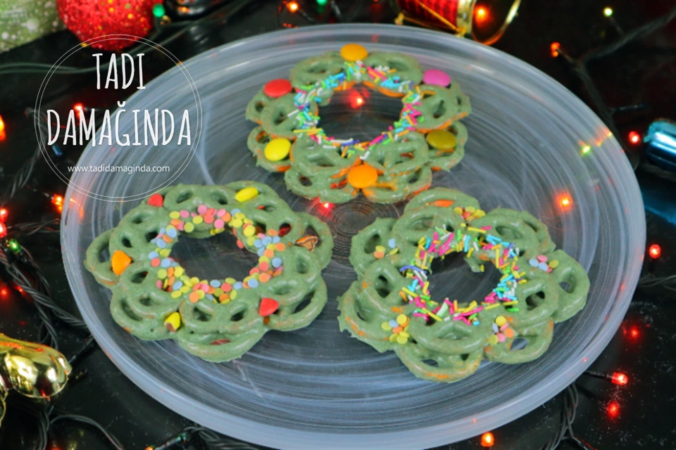 Yeni Yıl Krakerleri