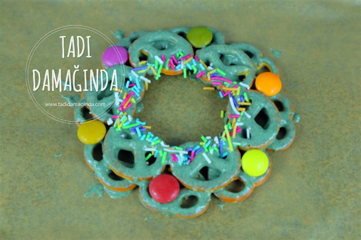 Yeni Yıl Krakerleri