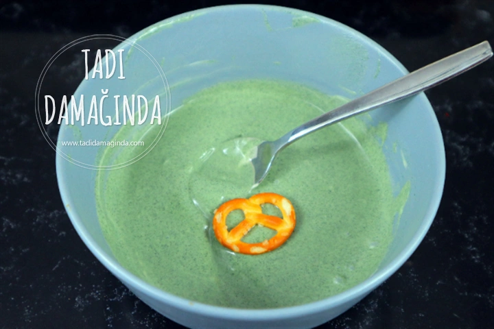 Yeni Yıl Krakerleri