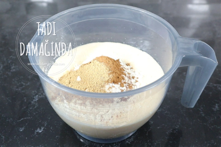 Kahvecilerin Havuçlu Tarçınlı Keki