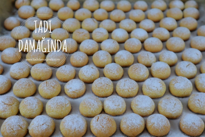 Lokmalık Portakallı Kurabiyeler