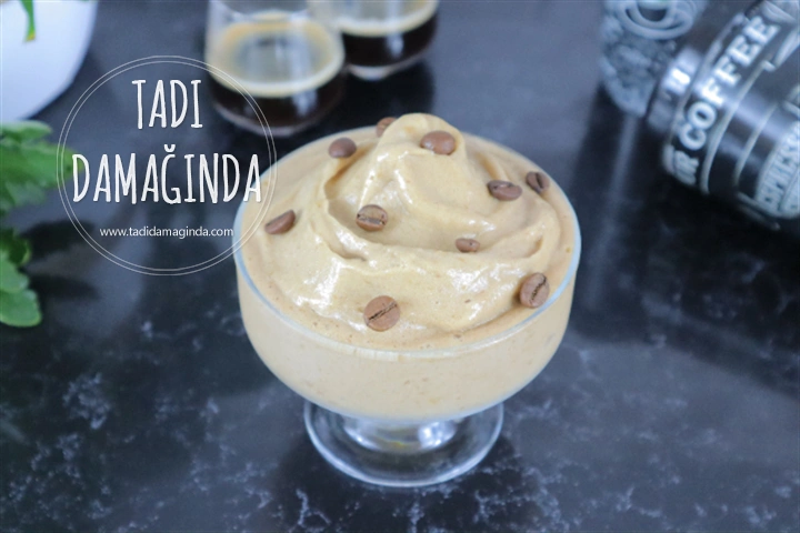 2 Malzemeli Kahveli Muz Dondurması
