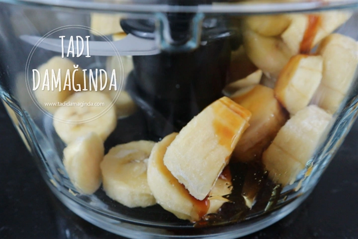 2 Malzemeli Kahveli Muz Dondurması