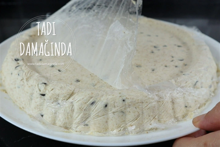 Tart Kalıbında Buzluk Pastası