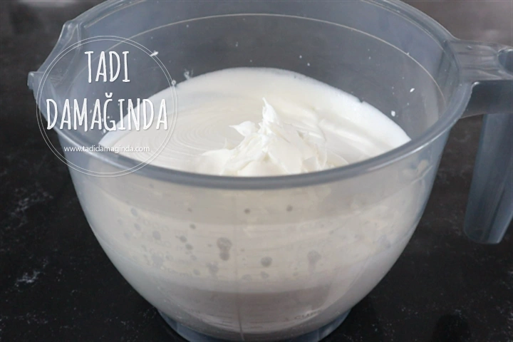 Tart Kalıbında Buzluk Pastası