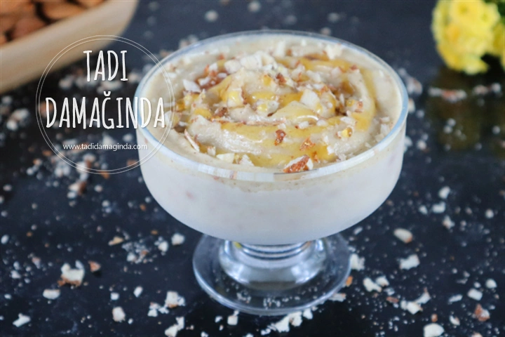 2 Malzemeli Bademli Muz Dondurması