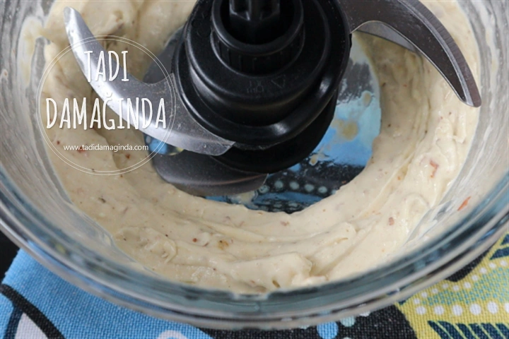 2 Malzemeli Bademli Muz Dondurması