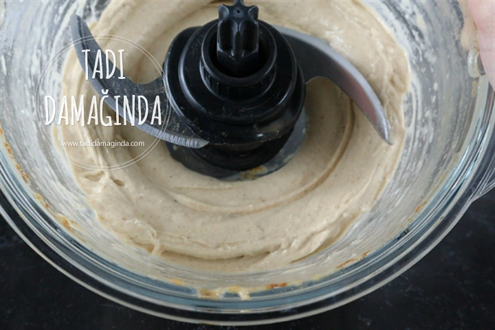 3 Malzemeli Zencefilli Tarçınlı Muz Dondurması