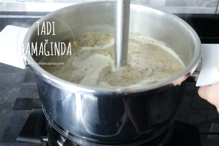 Sebzeli Beluga (Siyah) Mercimek Çorbası