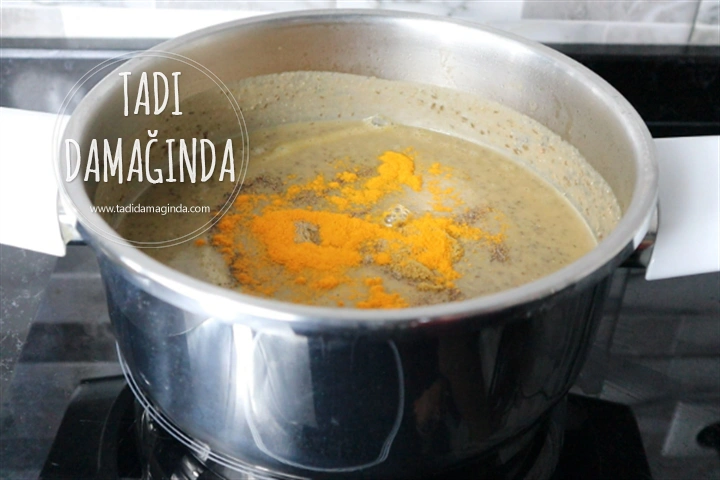 Sebzeli Beluga (Siyah) Mercimek Çorbası