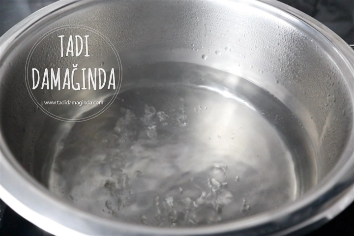 Zeytinyağlı Limonlu Kuşkonmaz