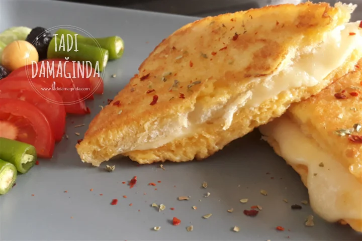 Fransız Tostu (Kaşarlı Yumurtalı Ekmek)